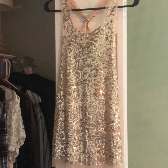 Gold sequin top - Picture 2 of 2